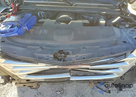 2016 Cadillac Escalade Luxury z USA, uszkodzony, nr VIN 1GYS3BKJ3GR436925